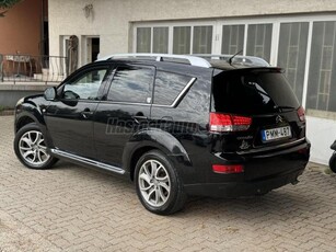 CITROEN C-CROSSER 2.2 HDi Exclusive (7 személyes ) NAVI-TEMPOMAT-BŐR-7 SZEMÉLYES