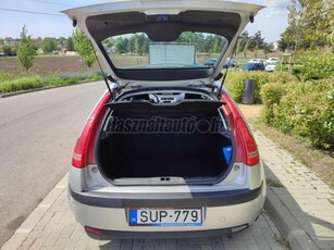 CITROEN C4 1.4 Elite