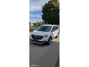 DACIA LODGY 1.6 SCe Stepway (7 személyes )