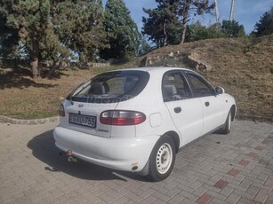 DAEWOO LANOS 1.5 SE