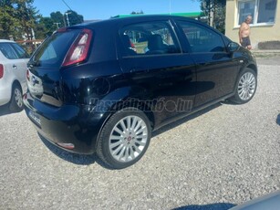 FIAT GRANDE PUNTO 17-es alufelni . Klíma. vezérlés kompletten cserélve