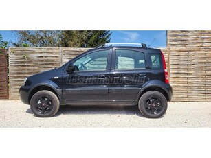 FIAT PANDA 1.3 Mjet 4x4 Climbing