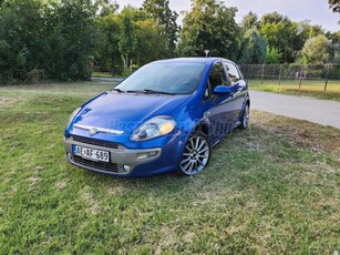 FIAT PUNTO EVO 1.6 MJET RACING! KIVÉTELES FELSZERELTSÉG! ROZSDAMENTES!