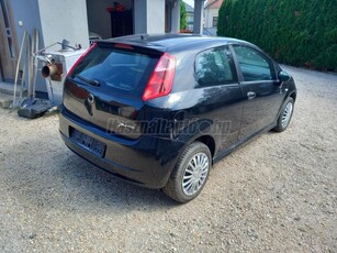 FIAT PUNTO Grande1.4 8V Dynamic