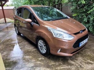 FORD B-MAX 1.0 GTDi EcoBoost Titanium