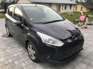 FORD B-MAX 1.0 GTDi EcoBoost Titanium S S szép autó - kissebb hibákkal