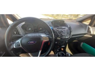 FORD B-MAX 1.4 Titanium