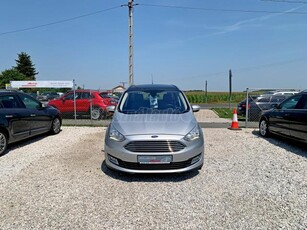 FORD C-MAX Grand1.5 TDCi DPF Titanium Powershift [7 személy] Navi.Üvegtető.Tempomat.Parkradar.Szervizmúlt