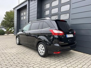 FORD C-MAX Grand1.6 TDCi Trend SZERVIZKÖNYV / KLÍMA / TOLATÓRADAR / TÉLI+NYÁRI SZETT