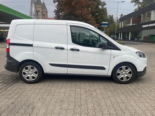 FORD COURIER Tourneo1.5 TDCi Trend Start&Stop ÁFÁ-s!Tempomat!Ülésfűtés!Webasto!Start&Stop!Szervizkönyv!