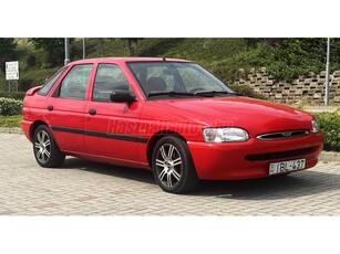 FORD ESCORT 1.6 16V Ghia AUTOMATA / KLÍMA / LÉGZSÁKOK