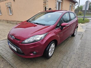 FORD FIESTA 1.25 Colourline Magyar autó.kevés km!!!