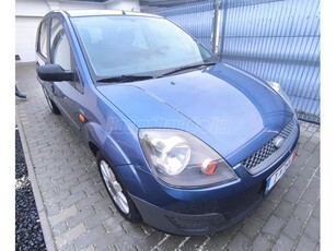 FORD FIESTA 1.3 Comfort Garantált kilométer! Kettő darab gyári kulcs! Téli -nyári garnitúra! Friss szerv