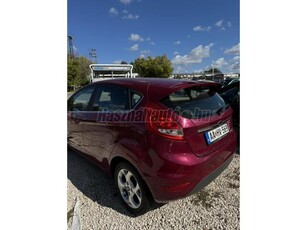 FORD FIESTA 1.4 Color