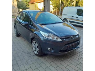 FORD FIESTA 1.4 Ghia (Automata)