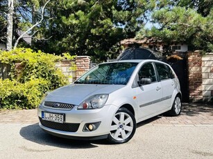 FORD FIESTA 1.4 TDCi Ghia FRISS MŰSZAKI!!!!