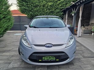 FORD FIESTA 1.4 Titanium DIGITÁLIS KLÍMA TOLATÓRADAR ÚJ TÉLIGUMIKKAL SZERELVE GYÖNYÖRŰ!