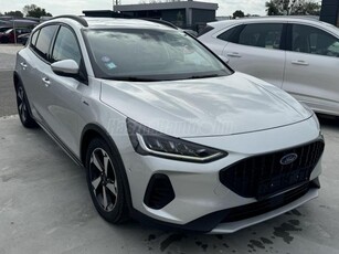 FORD FOCUS 1.0 EcoBoost mHEV Active Design SZERVIZKÖNYV-FACELIFT