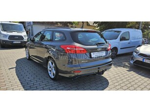 FORD FOCUS 1.0 EcoBoost ST-Line KITŰNŐ ÁLLAPOT RITKA 140LE BENZINES MOTOR ÖSSZES BIZTONSÁGI EXTRÁVAL GARANCIÁVAL