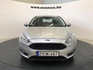 FORD FOCUS 1.0 EcoBoost Technology 99.297 km! magyarországi. 2 tulajdonos. márkaszervizben szervizelt