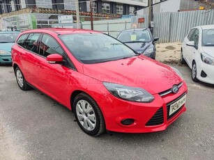 FORD FOCUS 1.0 EcoBoost Trend 40.000 Km ! SZERVIZKÖNYV !