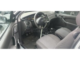 FORD FOCUS 1.4 Ambiente