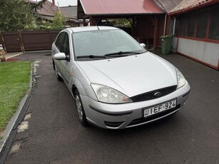 FORD FOCUS 1.4 Ambiente