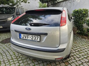 FORD FOCUS 1.4 Ambiente