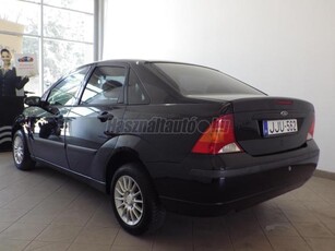 FORD FOCUS 1.4 Fresh Sedan