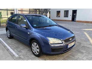 FORD FOCUS 1.4 Trend