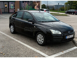 FORD FOCUS 1.4 Trend