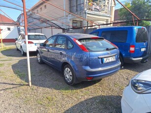 FORD FOCUS 1.4 Trend