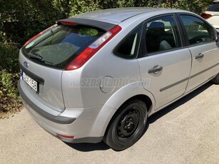 FORD FOCUS 1.4 Trend