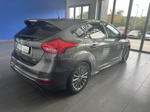 FORD FOCUS 1.5 EcoBoost ST-Line