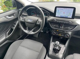 FORD FOCUS 1.5 EcoBoost Titanium 146.e.KM. MO.i.AUTÓ ÁFÁS SÁVTARTÓ KEYLESS GO. NAVIGÁCIÓ ÜLÉSFŰTÉS RADAROK!