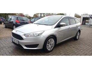 FORD FOCUS 1.5 TDCI Technology Megkímélt állapotban! Végig szervízelve!