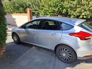 FORD FOCUS 1.5 TDCI Technology Téli- és nyári gumi garnitúrával!