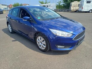 FORD FOCUS 1.5 TDCI Titanium NAVIGÁCIO ! AUTOMATA PARKOLÁS! RENGETEG EXTRA! ÚJ AKKU!