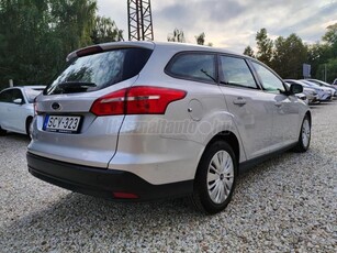 FORD FOCUS 1.5 TDCI Titanium NAVIGÁCIÓ. ÖNPARKOLÓ. ÜLÉS + KORM. FŰTÉS. RADAR. TEMPOMAT