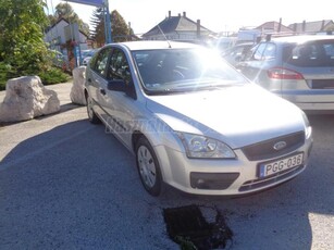 FORD FOCUS 1.6 Ambiente