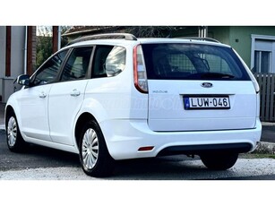 FORD FOCUS 1.6 Ambiente