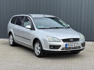 FORD FOCUS 1.6 Ambiente Digitklíma - Vonóhorog - LCD fejegység