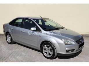 FORD FOCUS 1.6 Ghia