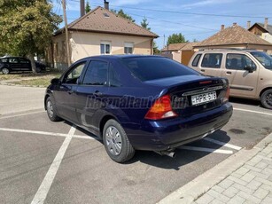 FORD FOCUS 1.6 Ghia