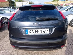 FORD FOCUS 1.6 Ghia