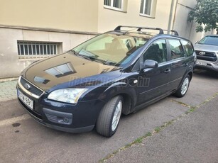 FORD FOCUS 1.6 Ghia