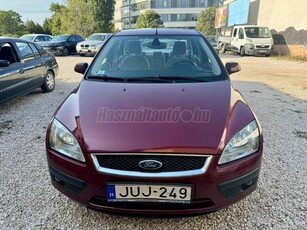 FORD FOCUS 1.6 Ghia GHIA. KLIMA. TÉLIKERÉK GARNITÚRA