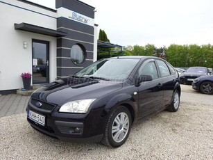 FORD FOCUS 1.6 TDCi Collection DPF Digitklima!Vonóhorog!Takarékos Diesel!