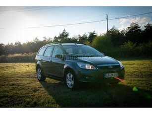 FORD FOCUS 1.6 TDCi Fresh 121e. Km!! Vezetett szervízkönyv! Leinformálható előélet! Téli-nyári gumival!!