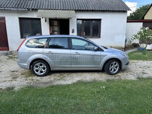 FORD FOCUS 1.6 TDCi Ghia DPF